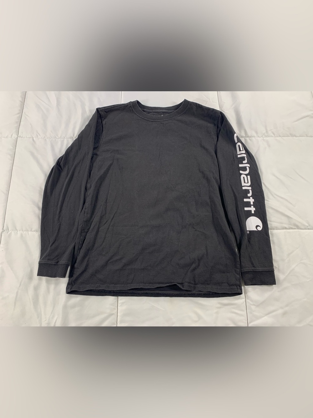 Pre loved carhartt loose fit long sleeve shirt size S